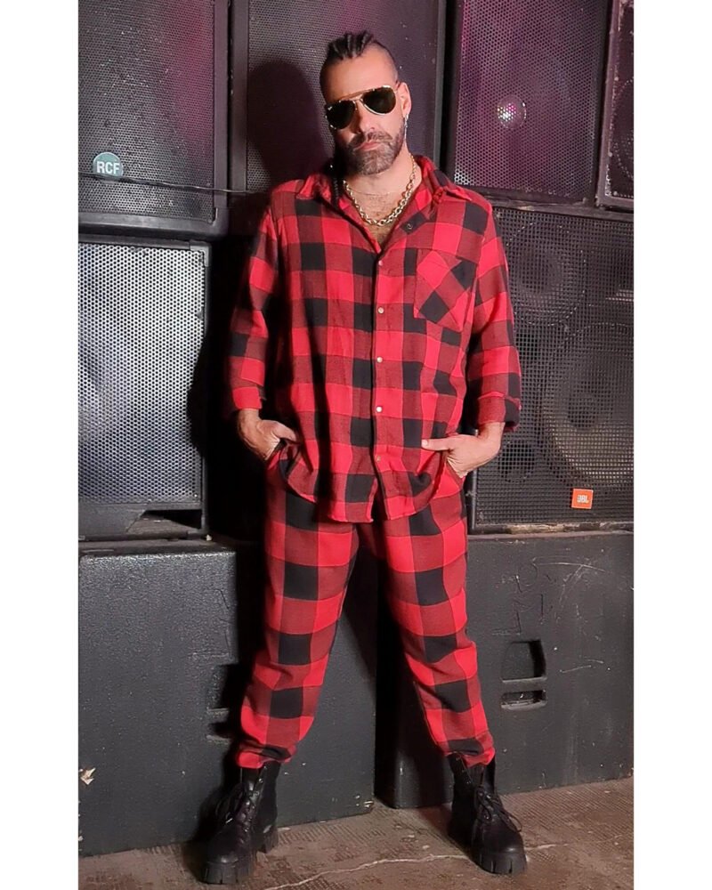 CALÇA MARIA JOÃO FLANELA XADREZ VERMELHO E PRETO - Imagem 3