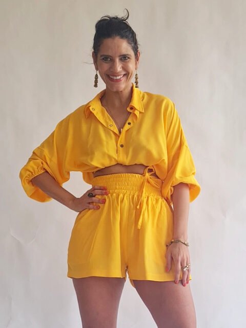 SHORT AMARELO