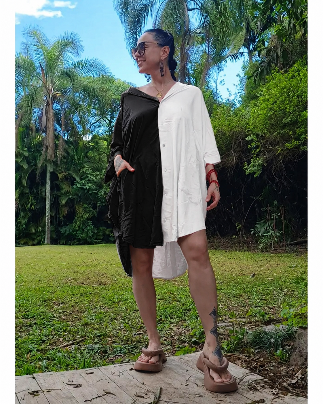 CAMISÃO CRIS MÉDIO BICOLOR PRETO E BRANCO
