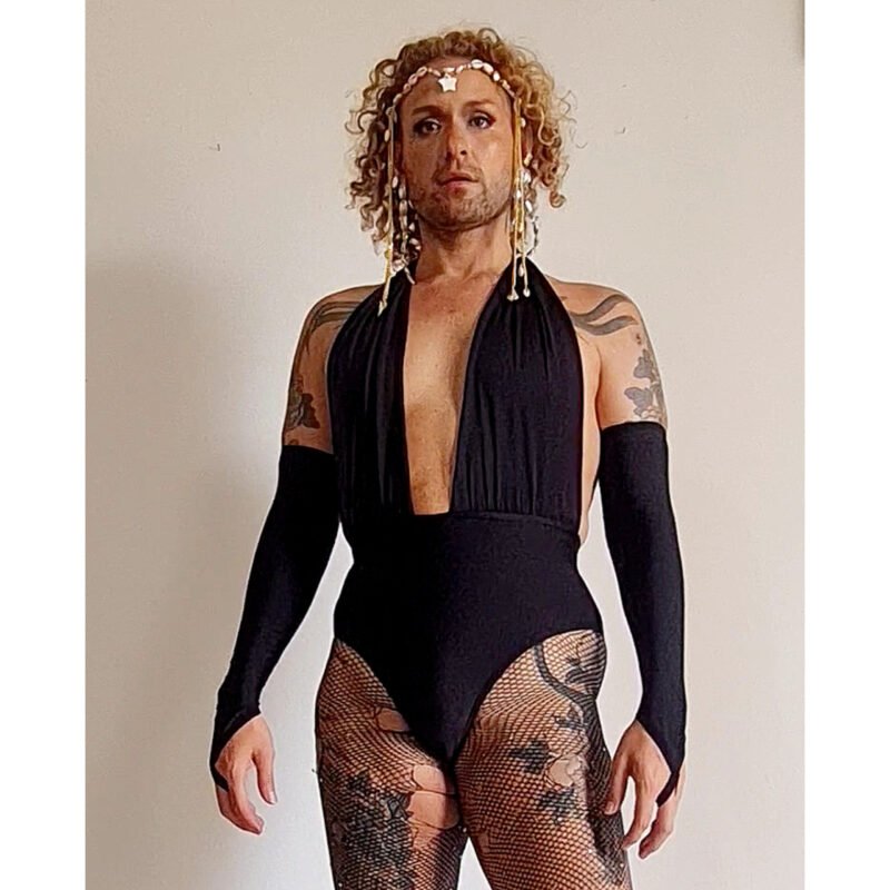 BODY HOT PRETO