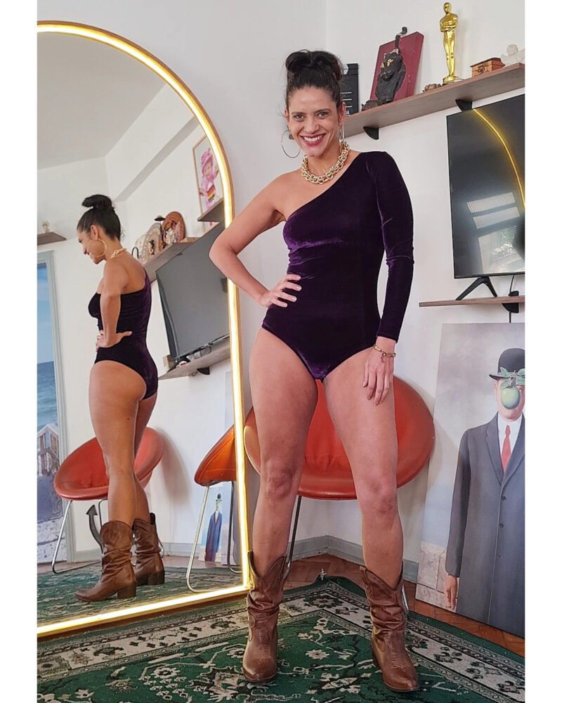 BODY DANIELE VELUDO ROXO BERINJELA - Imagem 4