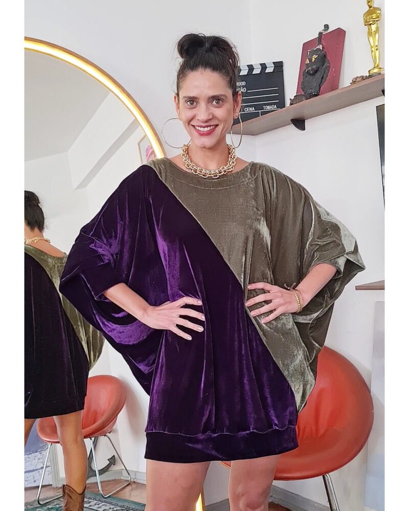 BLUSÃO FÊNIX RECORTES VELUDO ROXO BERINJELA E VERDE