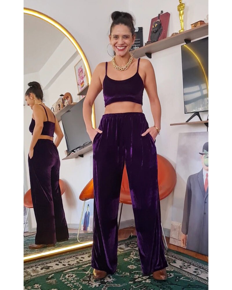 CALÇA RETA VELUDO ROXO BERINJELA - Imagem 2