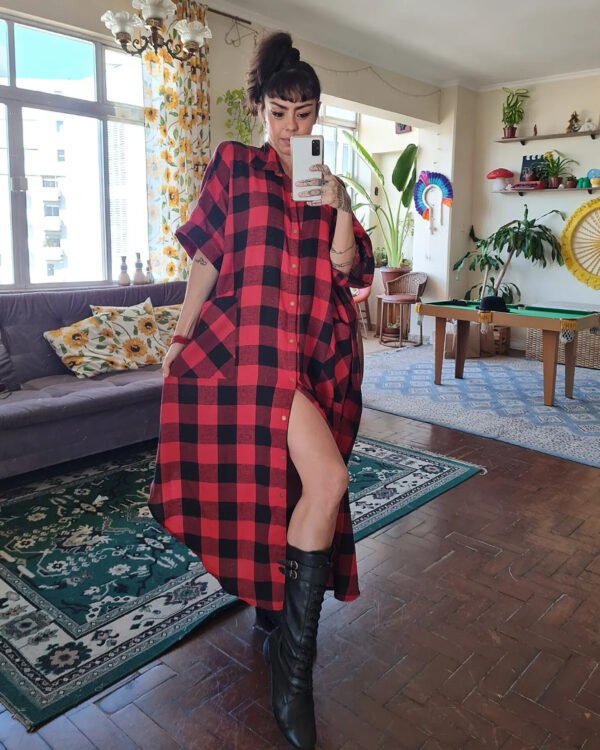 CAMISÃO CRIS LONGO FLANELA XADREZ VERMELHO E PRETO - Imagem 8