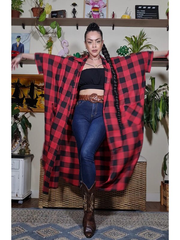 CAMISÃO CRIS LONGO FLANELA XADREZ VERMELHO E PRETO