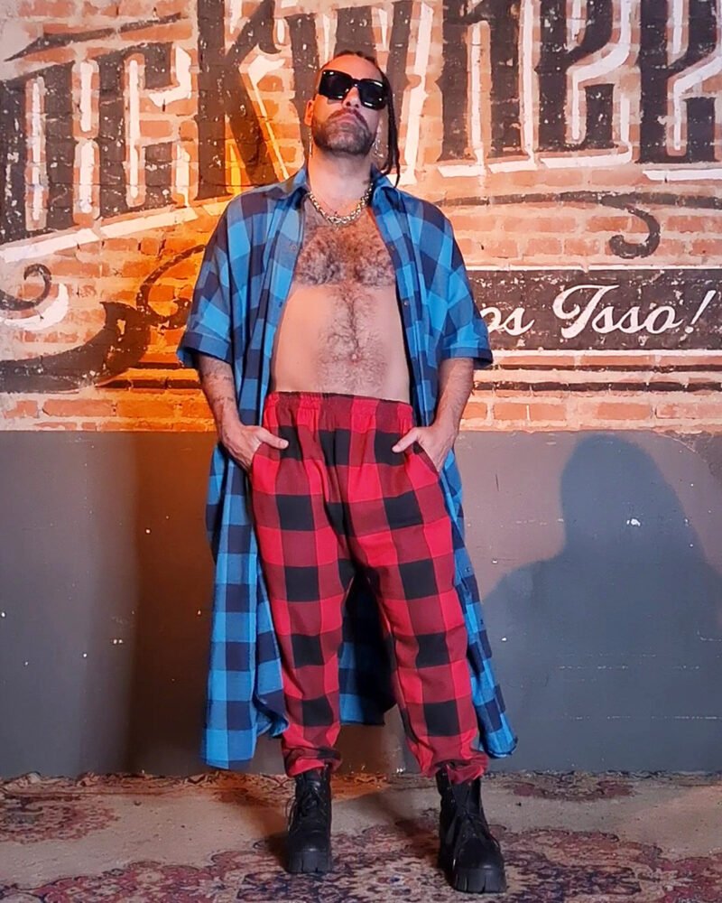 CAMISÃO CRIS LONGO FLANELA XADREZ AZUL E PRETO - Imagem 5