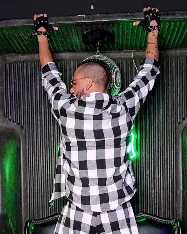 CAMISA MARIA JOÃO MANGA LONGA FLANELA XADREZ BRANCO E PRETO - Imagem 3