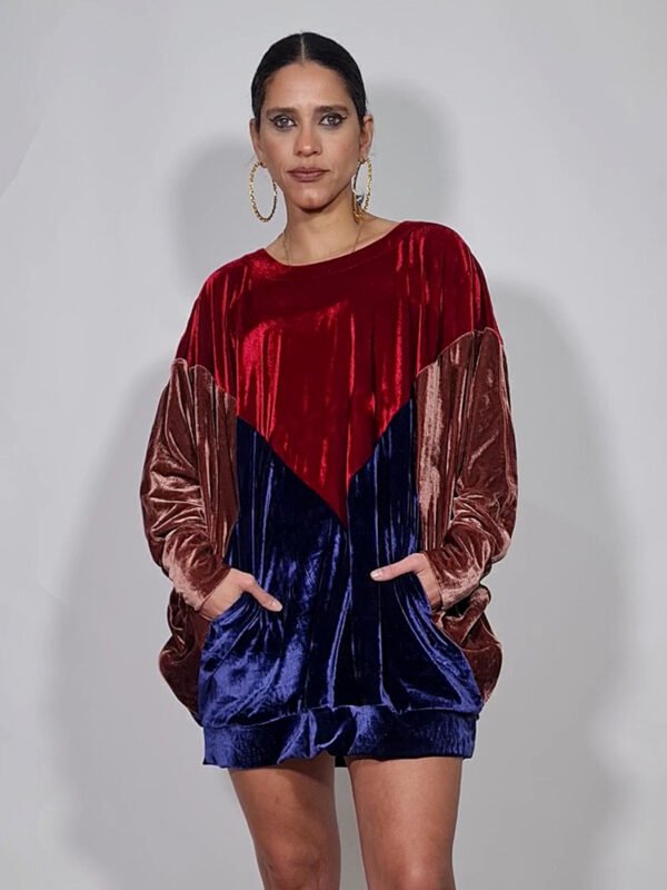 BLUSÃO FÊNIX RECORTES VELUDO VERMELHO, MARINHO E MARROM
