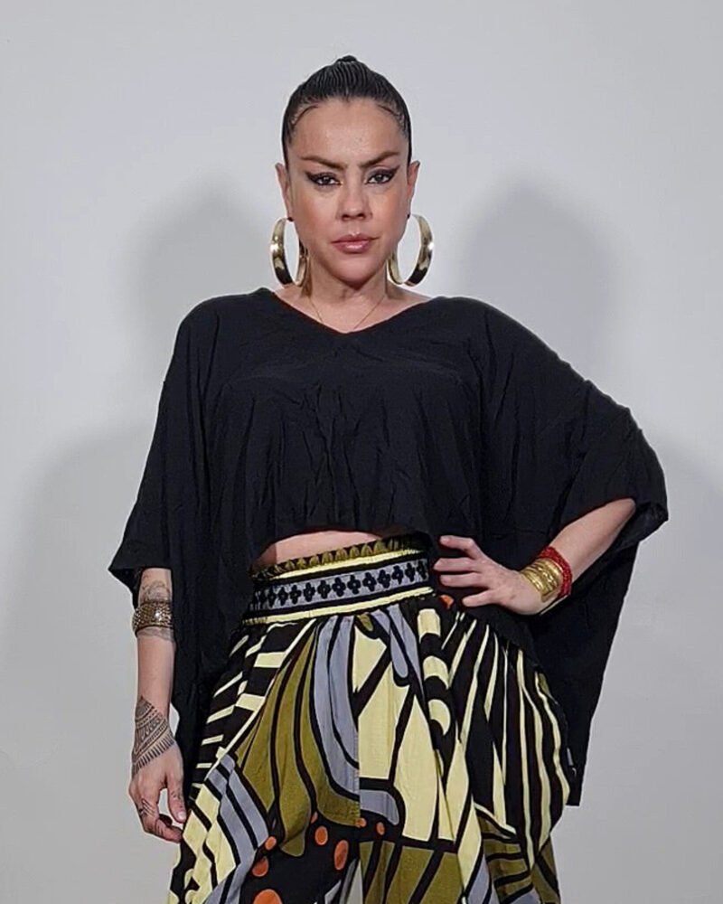 BLUSA BETH PRETA - Imagem 5